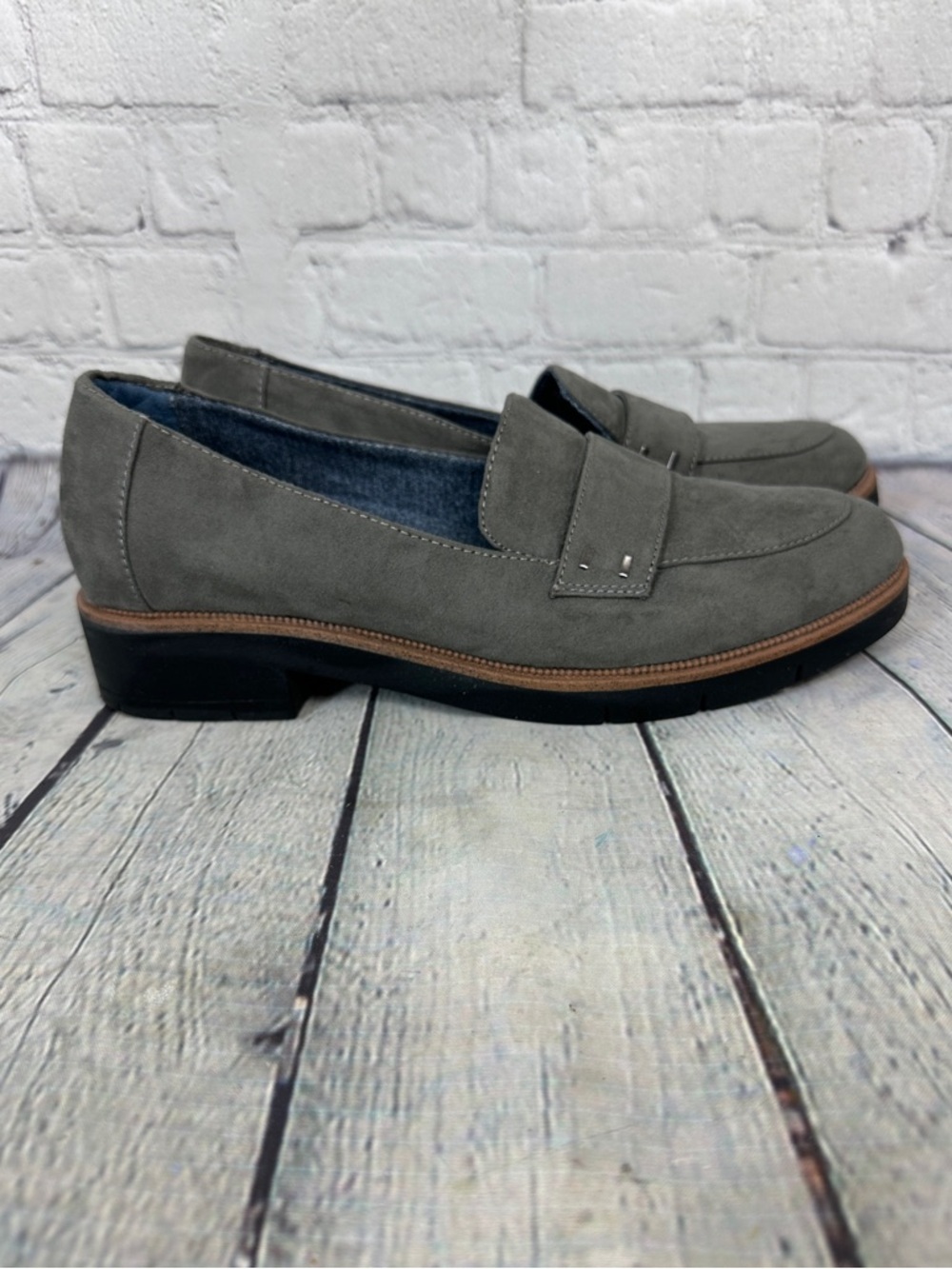 Dr. Scholl's Grow Up loafers women’s size 10